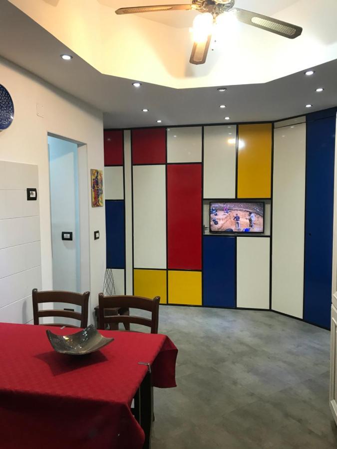Appartamento Mondrian'S House Genova Esterno foto